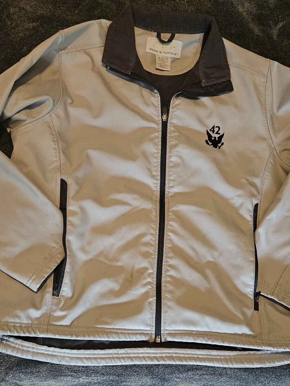 Mens Page & Tuttle Light Beige Full Zip Jacket.  Size XL.
